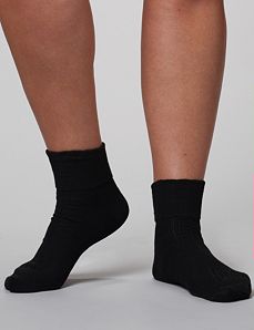 Scallop Ribbed Ankle Socks