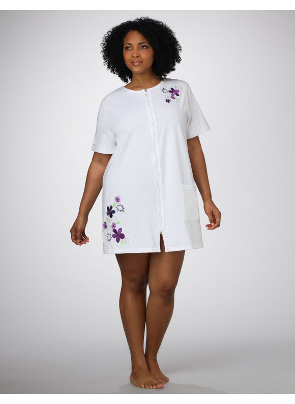Women's Plus Size/White Embroidered Cover-Up