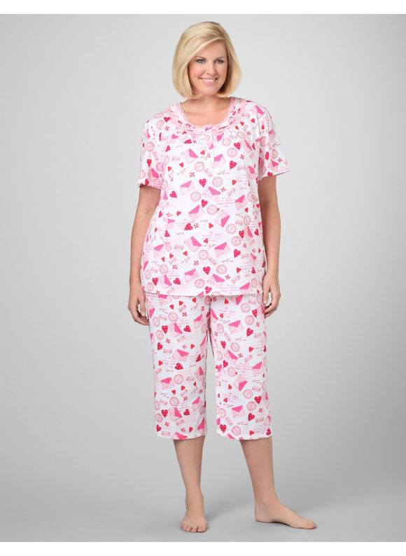 Women's Plus Size/White Vintage Valentine Capri Pajamas