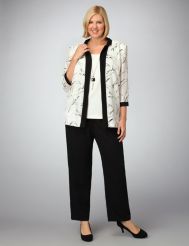 2-Piece Pantset With Necklace