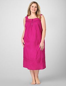 Floral Lace Sleeveless Gown