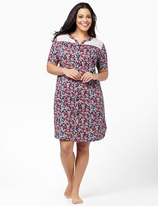 Daisy Lace Sleepshirt