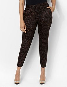 Slimmer Ikat Capri