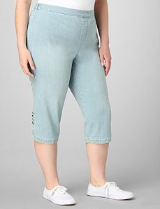 Curved Denim Capri