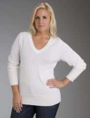 Fine-gauge V-neck sweater