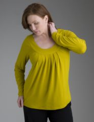 Long-sleeve pleated knit top