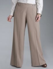 Buckle close dress pant