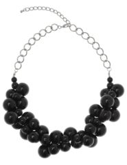 Short bobble necklace