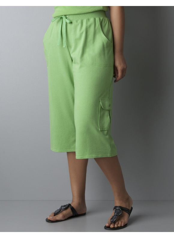 Women's Plus Size/Bud Green Active crops with cargo pockets
