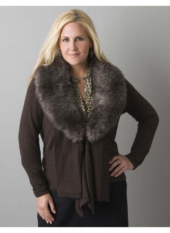 Pasazz.net Hot Trend - Lane Bryant Optional faux fur collar cardigan - Women's Plus