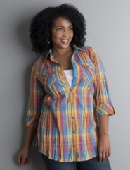 Button-front crinkle plaid top