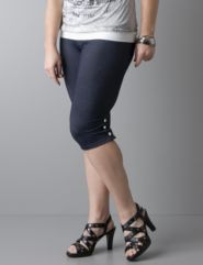 Snap bottom denim capri legging