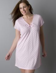 Polka dot V-neck sleep shirt