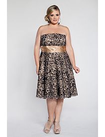 Pretty lace cocktail dress by Sydney's Closet