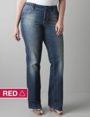 Full figure Distinctly Boot Crash wash jean
