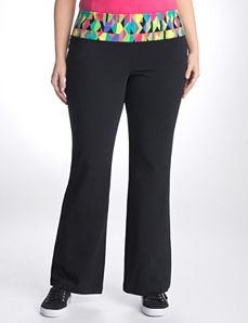 Active pant with geo print waistband