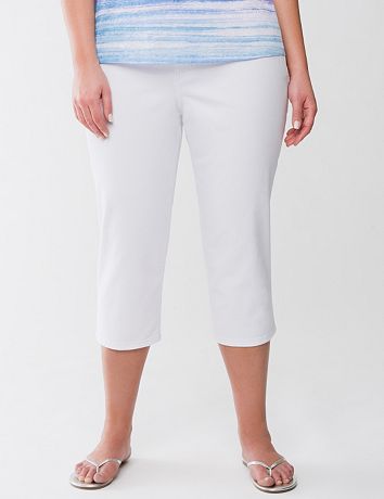 Full figure white denim capri