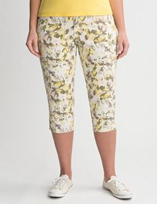 Full Figure Floral Denim Capri