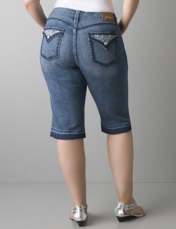 Plus size embellished pocket pedal pushers by Seven7