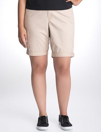 Full Figure twill Bermuda shorts