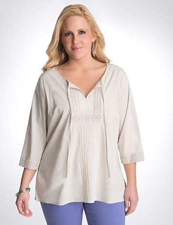 Full figure crochet trim tunic