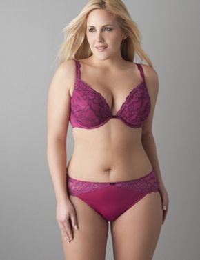 Passion lace plunge bra, lace trim panty